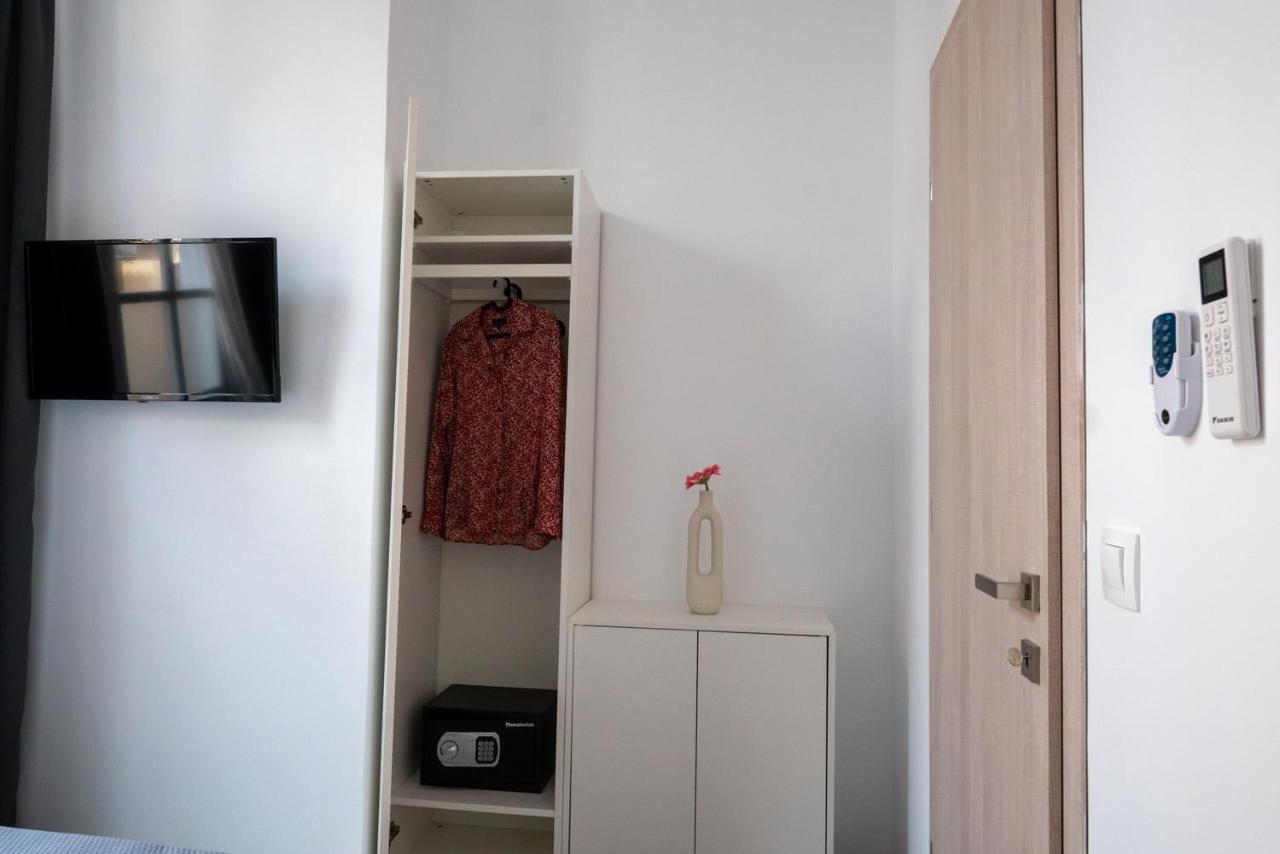 Central Suites Aegina 1 エクステリア 写真