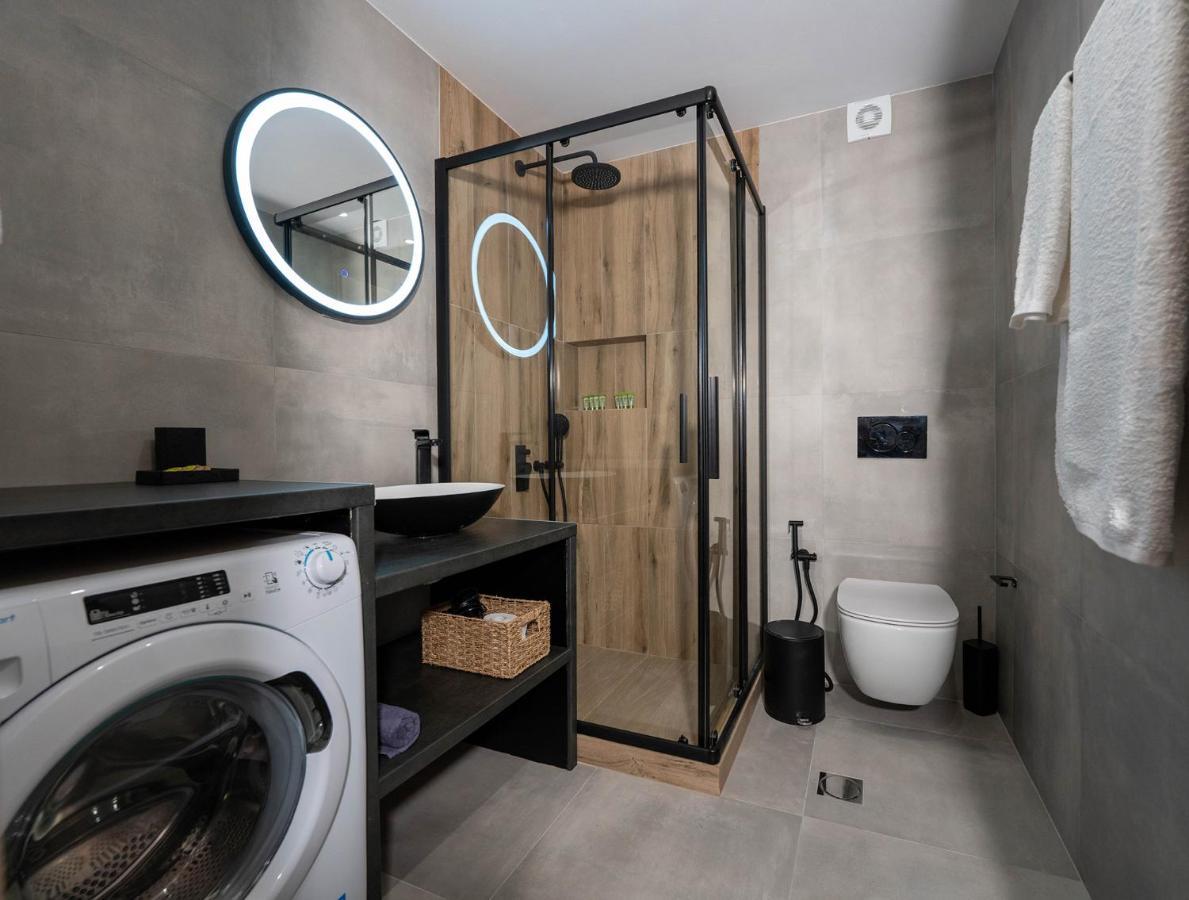Central Suites Aegina 1 エクステリア 写真