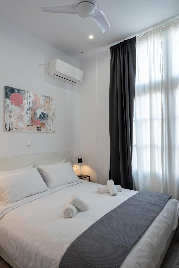 Central Suites Aegina 1 エクステリア 写真
