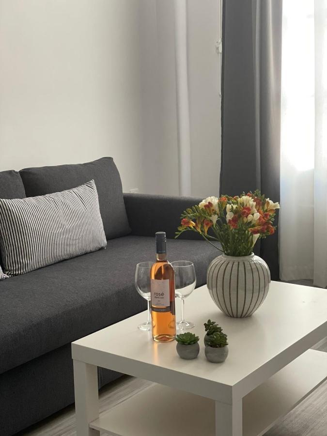 Central Suites Aegina 1 エクステリア 写真