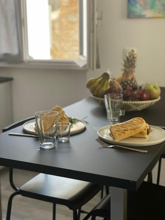 Central Suites Aegina 1 エクステリア 写真