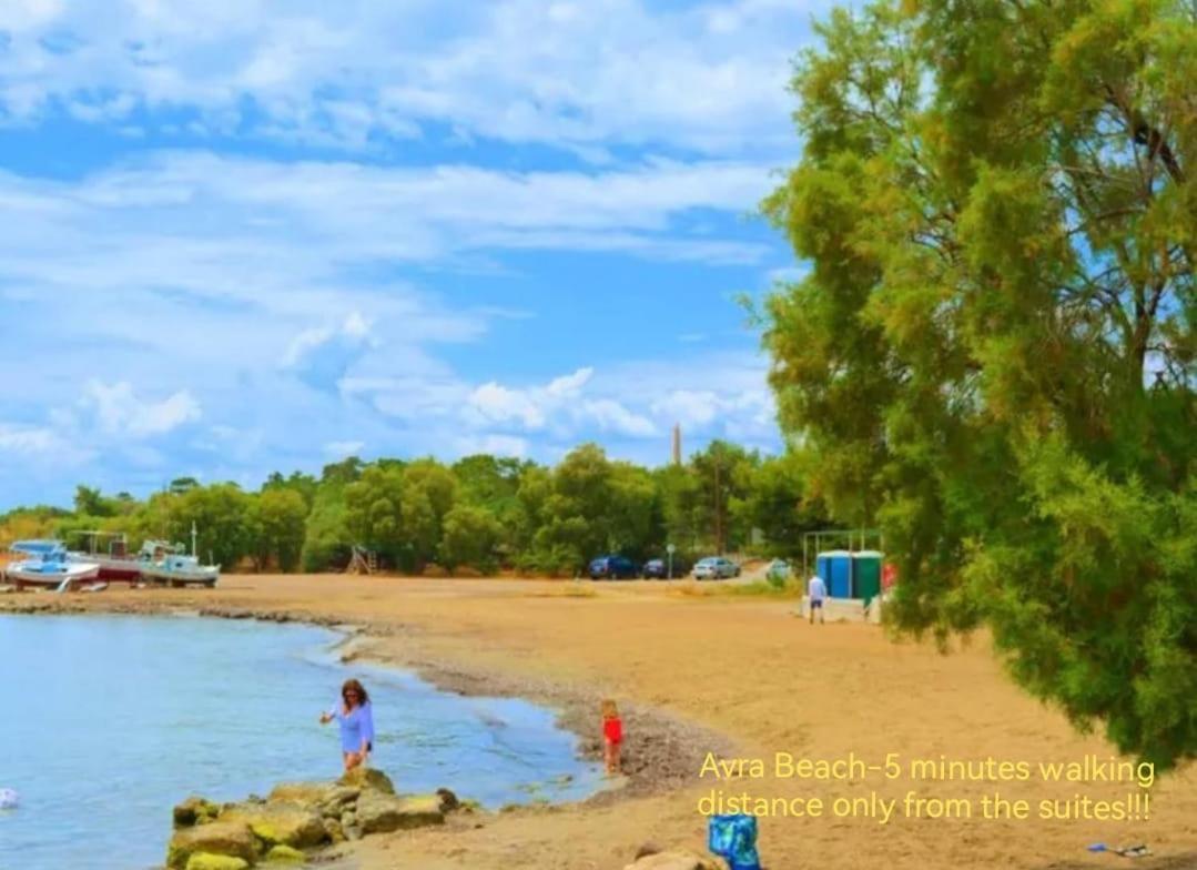 Central Suites Aegina 1 エクステリア 写真