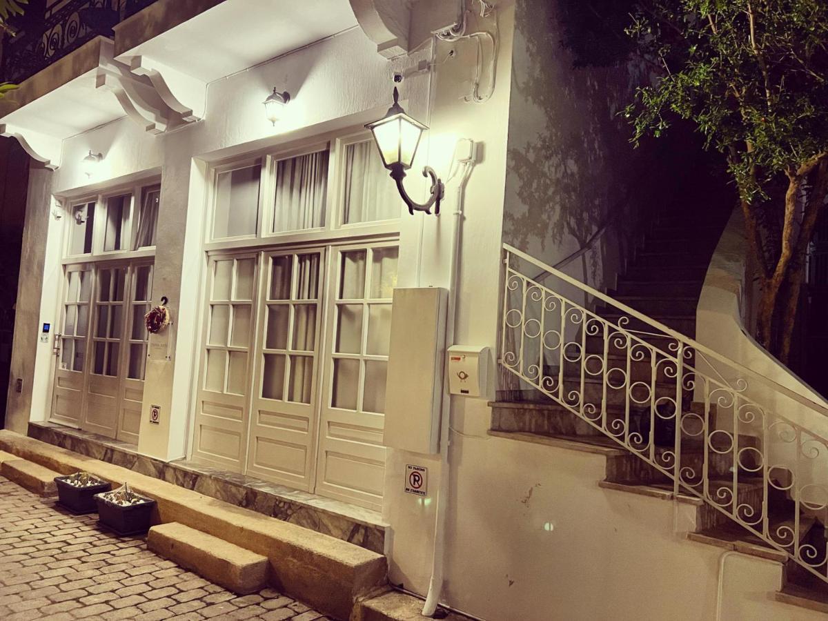 Central Suites Aegina 1 エクステリア 写真